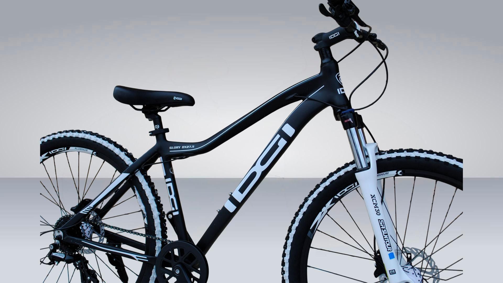 IDGI GLORY  DX 27.5-чёрно-белый SHIMANO,КАССЕТА,
Вилка:Suntour XCM30